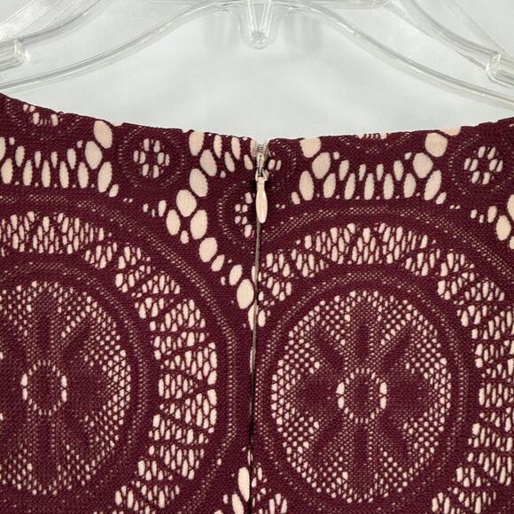 R&K Red Short Sleeve Neck Lined Career Shift Lace Dress Plus Size 14 - Picture 4 of 10